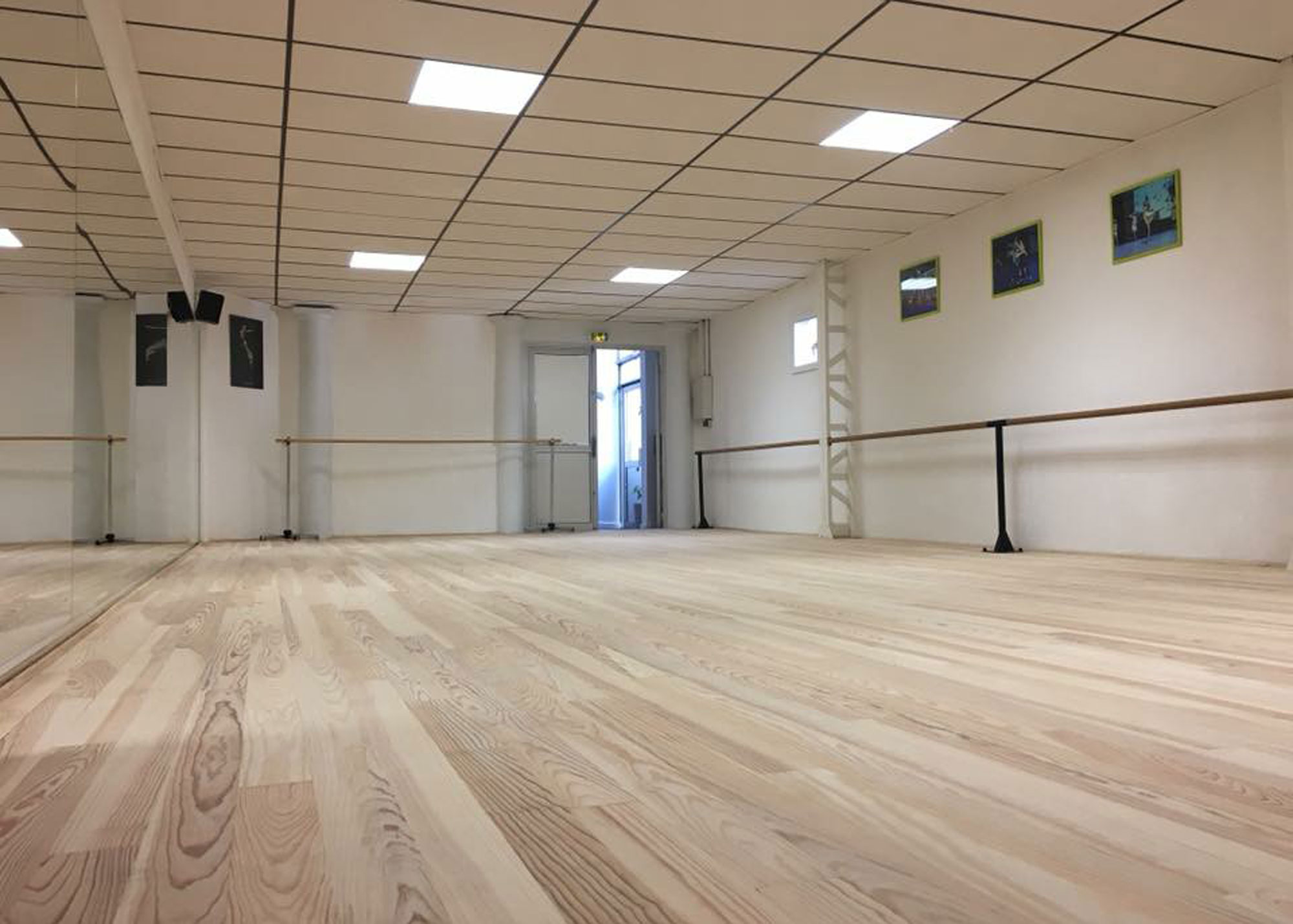 camille-vigier-ecole-danse-studio-cour